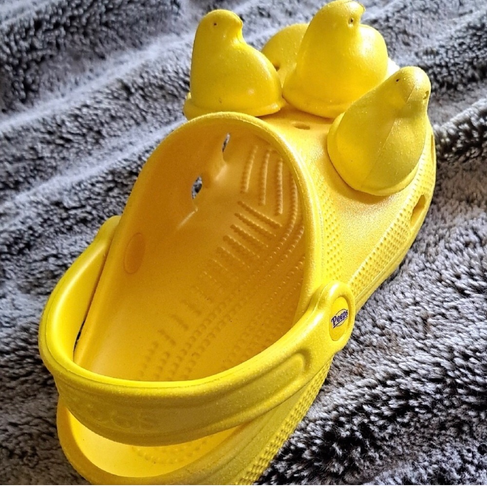 ❤️ CROCS ❤️ COLLECTION EXTREMELY RARE LIMITED EDITION PEEPS YELLOW 3D JIBBITZ . - Picture 8 of 12